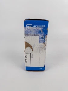 GM Genuine 2018-21 CHEV TRAVERSE REAR WINDSHIELD WIPER WASHER RESERVOIR PUMP - Picture 1 of 6