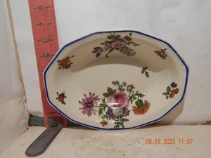 Royal Doulton Floral Pattern Oval Serving Bowl - 8 5/8 by 6 1/2 inches - Picture 1 of 3