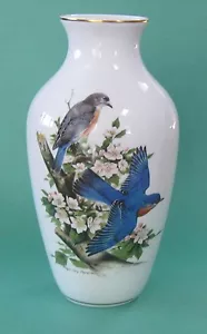 KAISER Exklusive Peterson BLUEBIRDS JAY Vintage Porzellan Naturalismus RIESIGE VASE - Bild 1 von 5