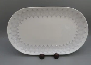 Rosenthal Ballet Lotus, Blue/Grey no Trim - Oval Platter 13" x 8" 33.3 x 20.2 - Picture 1 of 8