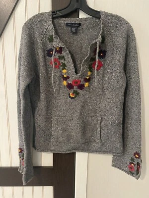 Suéter Abercrombie & Fitch Niñas Grande Gris Mezcla de Lana Bordado Flores Foto 1 de 4