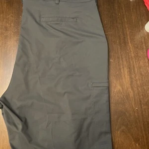 Ben Hogan Dark Gray Golf Shorts Size 46 - Picture 1 of 11