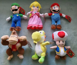 Nintendo Super Mario Plush Lot of 6 PEACH LUIGI TOAD YOSHI DONKEY KONG 10" NEW - Picture 1 of 8