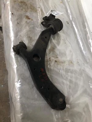 Mazda 3 S Sport 2008 suspensión delantera brazo de control superior lado izquierdo del conductor Foto 1 de 4