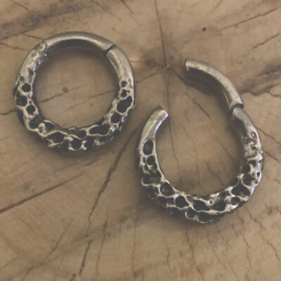 ПАРА 6G (4 мм) 5/8 дюймов ОБРУЧИ НАВЕСНОЙ МАГНИТ БЕЛЫЙ ЛАТУНЬ УХА ВЕС ПРОБКИ КАЛИБРА - Изображение 1 из 3