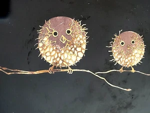 Vintage Mid Century Couroc Tablett mit gepufftem Vogelpaar auf Ast 9,5" x 12,5" - Bild 1 von 11