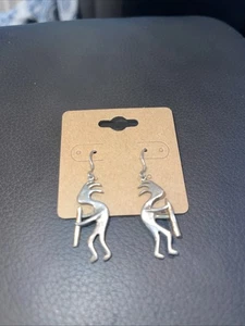 Vintage Sterling Silver Native American Earrings Dancing Flute - Picture 1 of 3