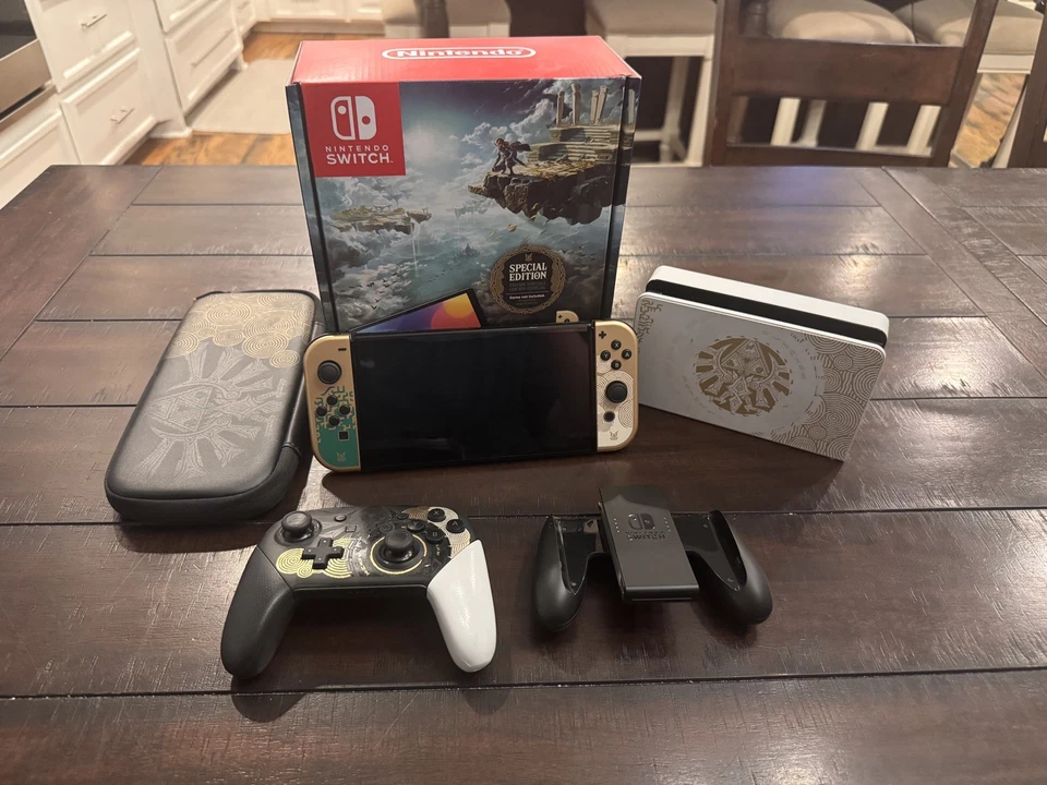 Nintendo Switch OLED Zelda TOTK Limited Edition Bundle - Perfect Condition - Image 1 of 4