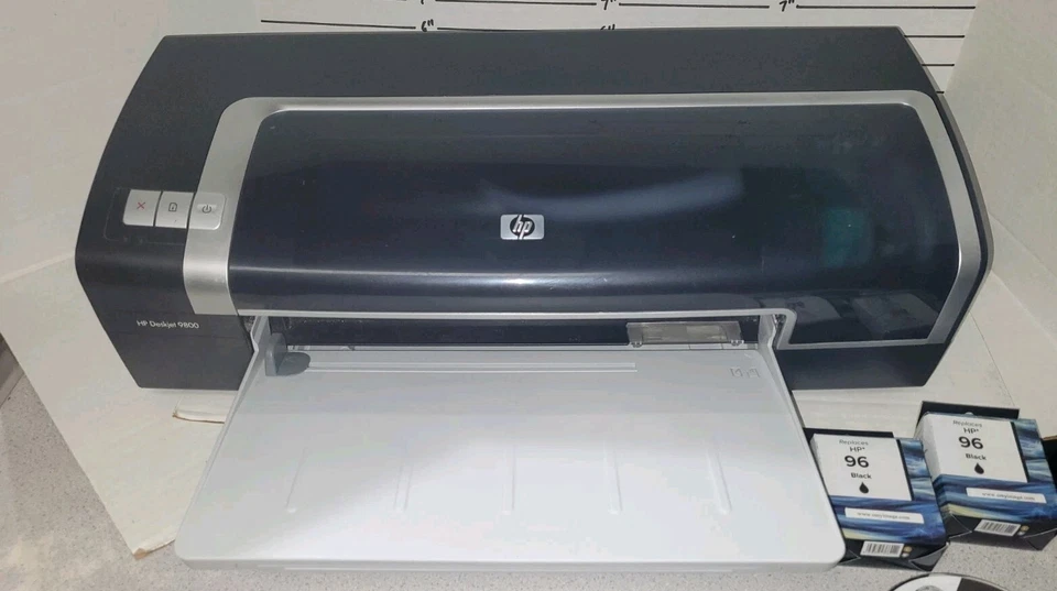 HP Deskjet 9800 Wide Format Color Printer C8165A 13" Inkjet 2 NO DISC - Image 1 of 4