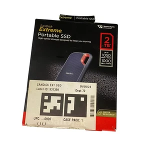 SanDisk 2TB Extreme Portable SSD-upto 1050Mb/s V2, SDSSDE61-2T00-AW25 New - Picture 1 of 6