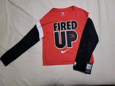  Camiseta Nike de 3 marcas Russell Wilson Fired U Grapic para niñas y jóvenes  Foto 1 de 4