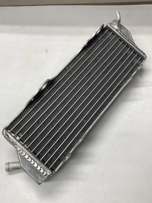 Radiador de aluminio para HUSQVARNA TC250 TE250 TE310 TC450 TE450 TC510 TE510 SMR450 Foto 1 de 4