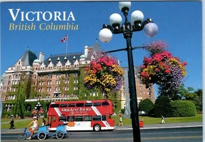 The Empress Hotel, Victoria, Canada Postcard - Picture 1 of 2