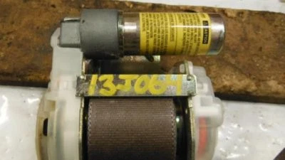 99 TOYOTA COROLLA SEAT BELT, FRONT 266493 - Изображение 1 из 2