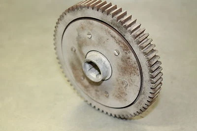 Embrague engranaje primario 67T usado OEM vintage 1970-1975 Honda CT90 CT 90 Foto 1 de 4