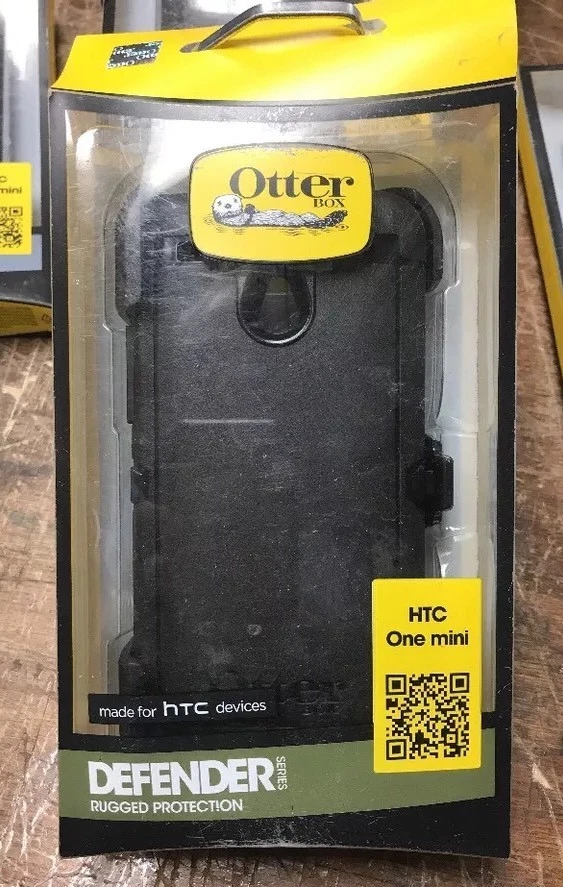 OtterBox Defender Series Case for HTC One Mini, Black, 77-29669 - Image 1 of 1