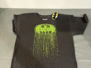 Boys' Batman Raining Logo T-Shirt Justice League Boys Sizes XL YOUTH  DC Comics. - Picture 1 of 8