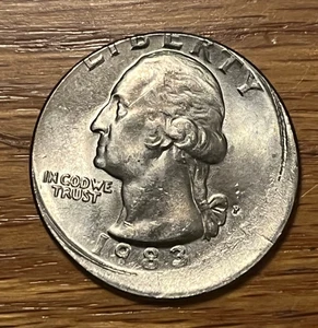 1983 Washington quarter, off Center -Mint Error , Brilliant uncirculated , scarc - Picture 1 of 8