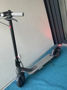 E-Scooter Ladped | Elektroroller | klappbar | mit Licht & Display - Bild 1 von 9