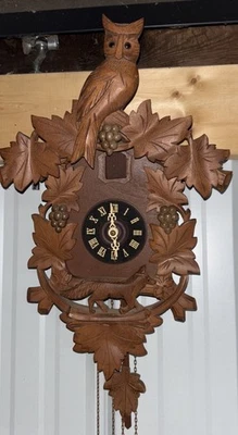 Vintage Cuckoo Clock Germany 8-day Black Forest NOT WORKING - Image 1 of 4