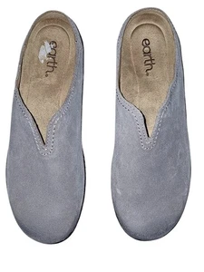 Earth~Women’s Beige Round Toe Rubbed Suede Casual Slip On Flat Mules~Size 9W - Picture 1 of 6
