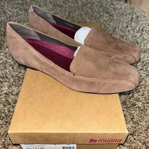 NEW Munro Diedre slip on loafer Cocoa Suede Size 9 New - Picture 1 of 6