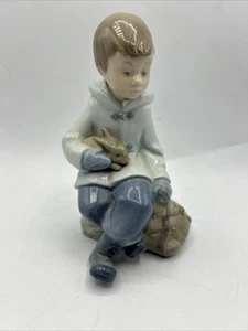 NAO BY LLADRO 'BOY RESTING ON EXCURSION' BOY WITH RABBIT FIGURINE - Picture 1 of 5