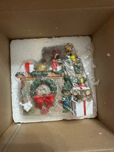 CHARMING TAILS "CHRISTMAS IS FAMILY TIME" FITZ AND FLOYD ITEM 87/117 - Picture 1 of 3