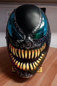 Venom Like Face Hard Plastic Halloween Mask One Size Fits Most Black 12x8imch - Picture 1 of 6