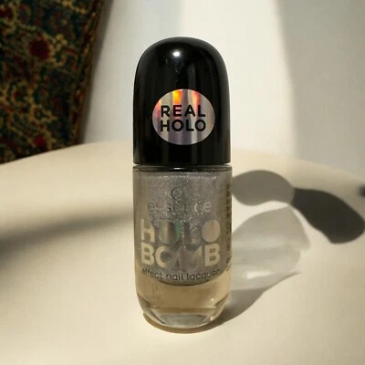 2x Essence HOLO BOMB Effekt Nagellack 01 Ridin Holo Glitter Silber Disco Fever  - Bild 1 von 2