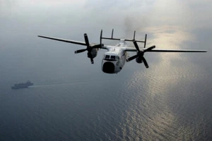 US Navy Grumman C-2A Greyhound Glossy Photograph 8" x 12" - Picture 1 of 1