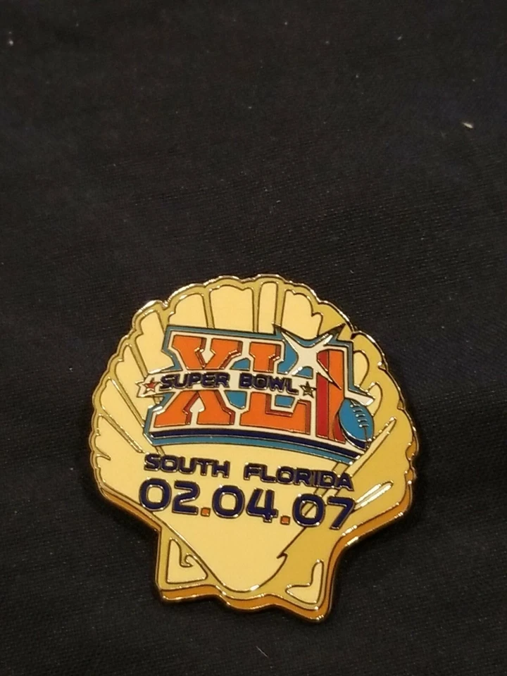 super bowl xli pin sb 41 indianapolis colts peyton manning lapel pin sb nfl xli - Image 1 of 1