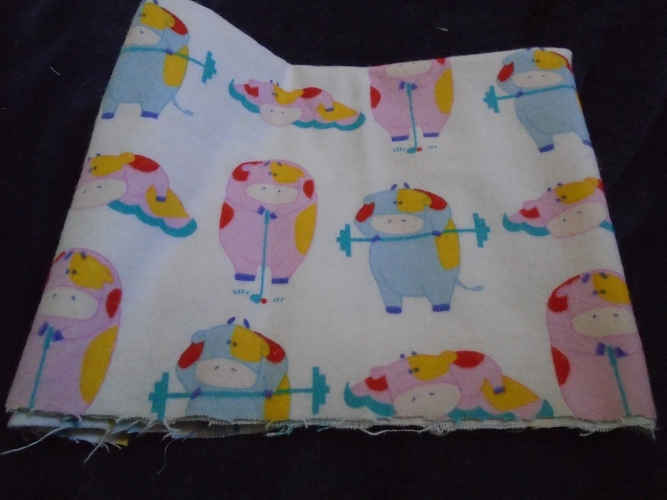 Ejercicio Vacas Rosa y Azul en Franela Blanca Pieza, 14"x46", Nuevo Foto 1 de 1