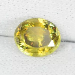 1.09 Cts Best Luster Multi Sparkling Natural Sphene Oval....!!!!!! - Picture 1 of 2