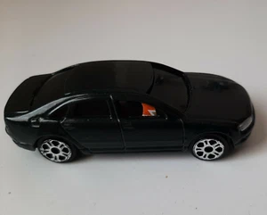 BELLA MACCHININA MAISTO AUDI A8 VERDE METALLIZZATO LUNGA CM. 7,5 - Foto 1 di 5