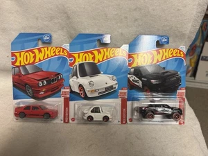 Hot Wheels  Red Editions Toyota Tacoma/ Porsche 911 Turbo /BMW M3  Lot of 3  B2 - Picture 1 of 4