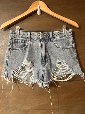 Pantalones Cortos de Jean PACSUN Tiro Alto FESTIVAL Denim Envejecido Mujeres Talla 26 CORTE AZUL Foto 1 de 4