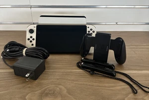 Nintendo Switch OLED Model HEG-001 Handheld Console - White - Picture 1 of 10