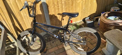 Schwinn Data 270 Bmx Bike - Image 1 of 4