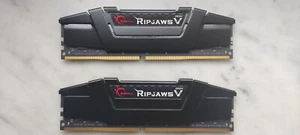 G.SKILL Ripjaws V 32GB (2x16GB) DDR4-3600MHz CL16-19-19-39 1,35V Dual-Kit - Photo 1/2