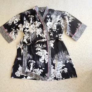 ROBE Intimates Black Ivory Floral Women’s sz L/XL Morgan Taylor Midi 3/4 Sleeve - Picture 1 of 6