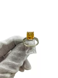 10K White Gold Diamond & Topaz Lady's Ring Size 7 | 2.7 Grams - Picture 1 of 10