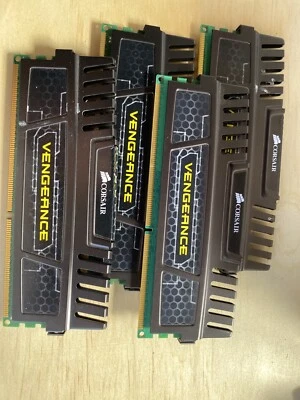 Corsair Vengeance 16GB (4 x4GB) DIMM DDR3 1600 PC3-12800 CMZ8GX3M2A1600C9 - Image 1 of 4