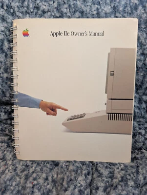 Vintage Manual - Apple IIe Computer Owner’s Manual 1984-1985 edition - Image 1 of 2