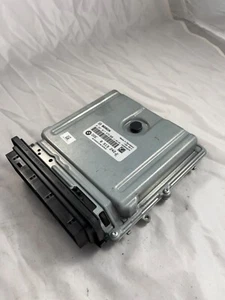 BMW 5 SERIES F10 F11 2.0 DIESEL ENGINE CONTROL MODULE UNIT ECU 8513242 - Picture 1 of 22