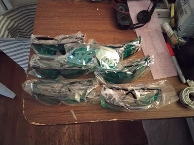 7 Pair Laser Protection Goggles  400nm-450nm Violet/blue  Green Lens - Image 1 of 4