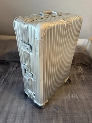 Rimowa Koffer pre LVMH, vergleichbar dem aktuellen Modell "Check-in L", 4 Rollen - Bild 1 von 4
