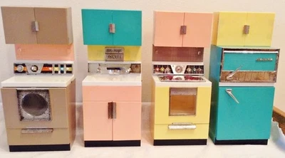 Barbie Dream Kitchen vintage años 60 producida por Deluxe Reading Corp Foto 1 de 4