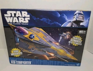 Star Wars Clone Wars 2010 Hasbro ANAKIN’S JEDI STARFIGHTER ROTS MISB - Picture 1 of 5