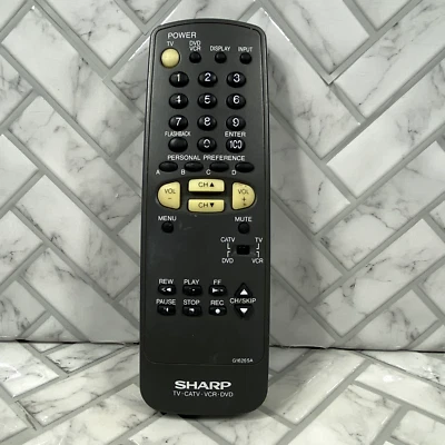 Controle remoto Sharp G1626SA limpo testado e funciona VEJA VÍDEO - Imagem 1 de 4